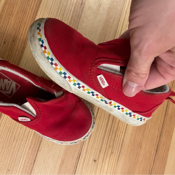 Vans toddler slip-ons. - Picture 5 of 6